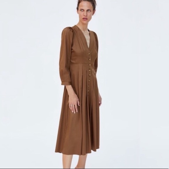 Zara Pleated Button Down Dress - Picture 2 of 14